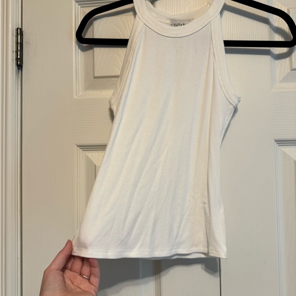 NWT Tank - Picture 2 of 3